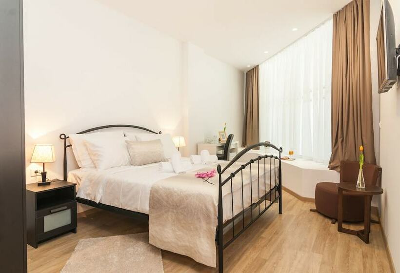 수피리어 룸, Cafe Royal Rooms