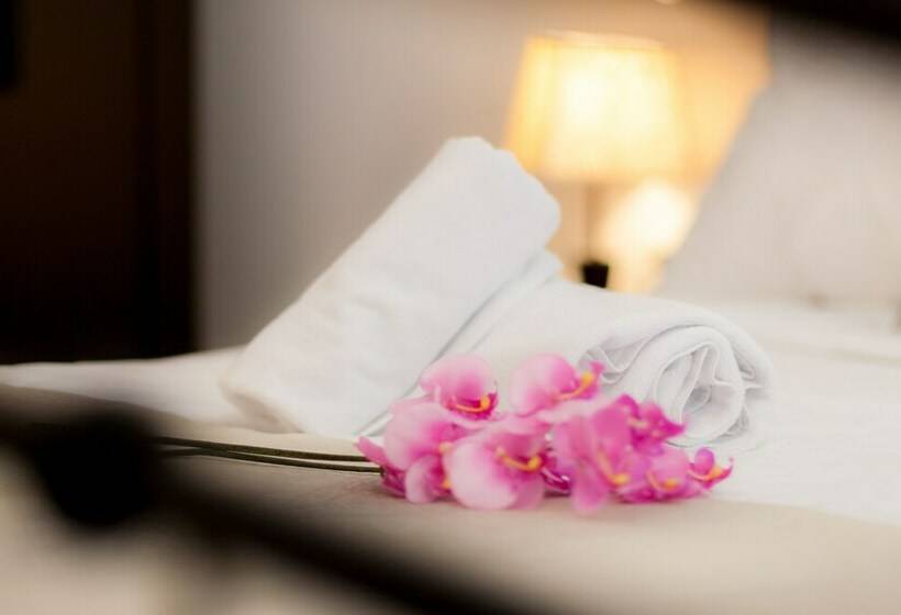 수피리어 룸, Cafe Royal Rooms