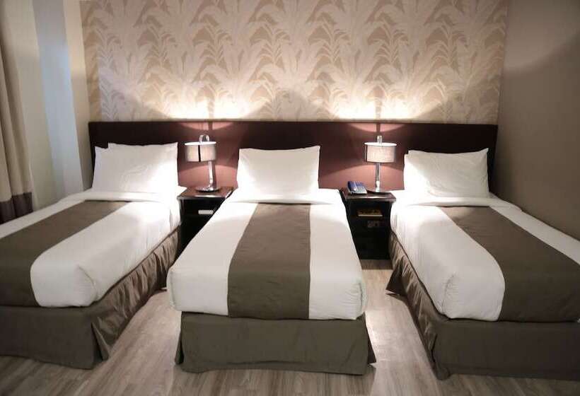 اتاق خانوادگی, Gt Hotel Jaro