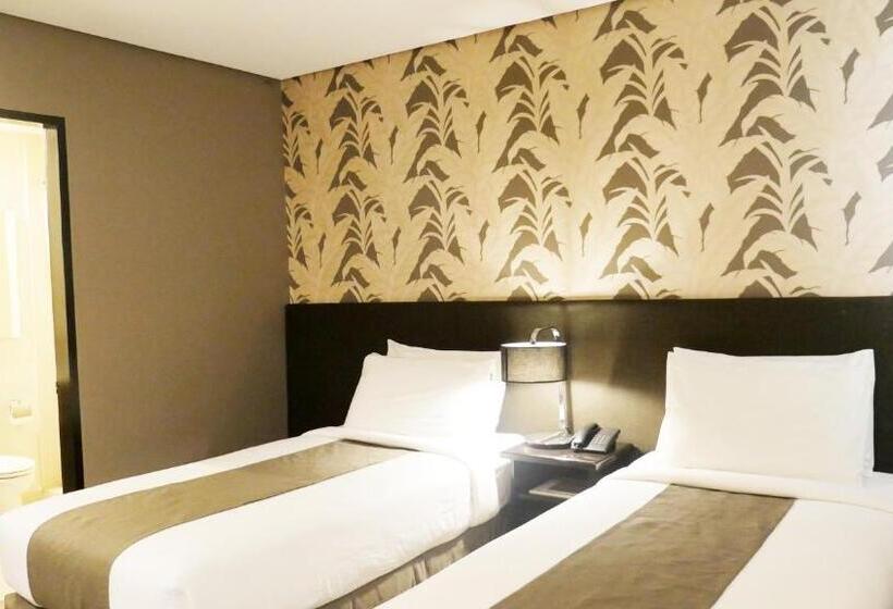 اتاق سوپریور با تخت بزرگ, Gt Hotel Jaro