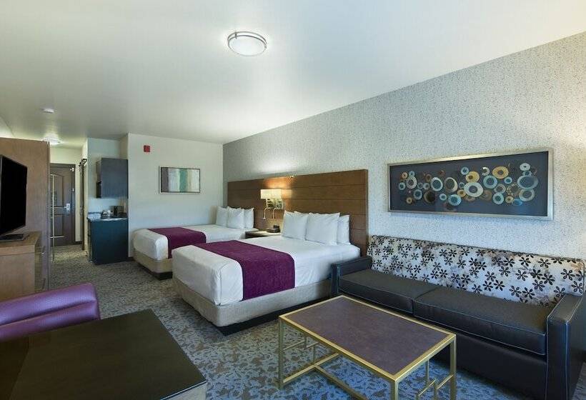 סוויטה עם מיטת קווין, Oxford Suites Sonoma Rohnert Park