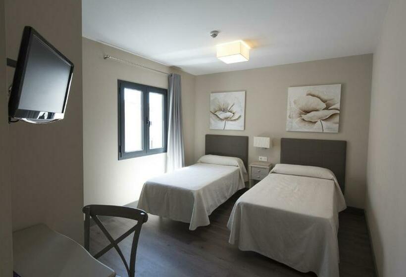 Номер Стандарт, Hostal Emeritae