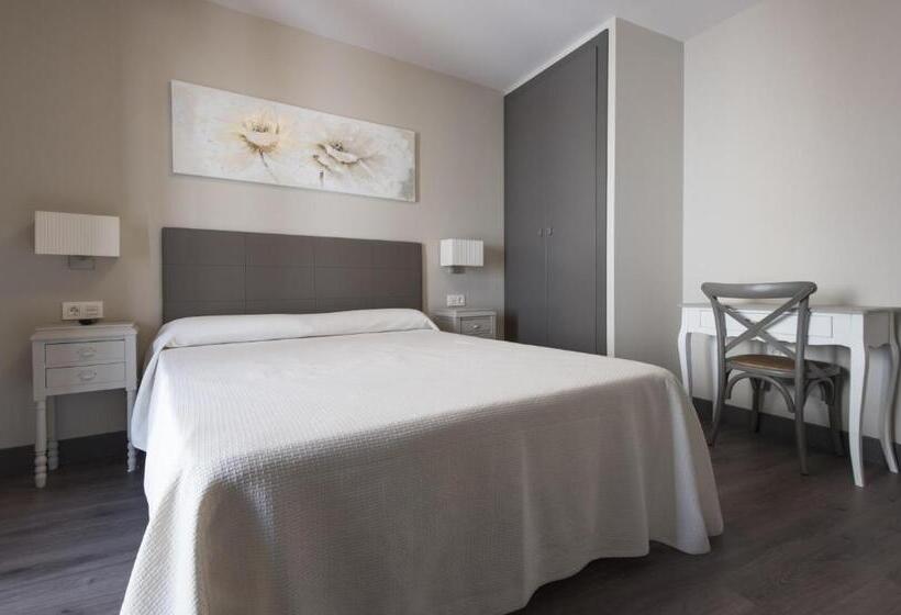 Номер Стандарт, Hostal Emeritae