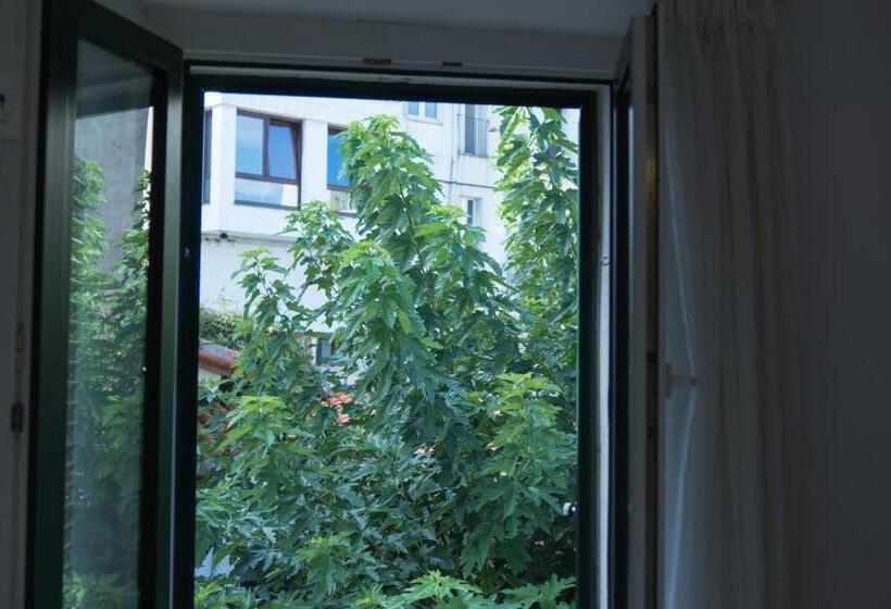 Standard-huone, Hostal Marina Cadaques