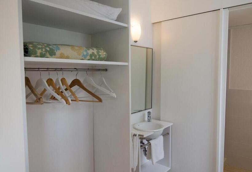 Номер Стандарт, Hostal Marina Cadaques