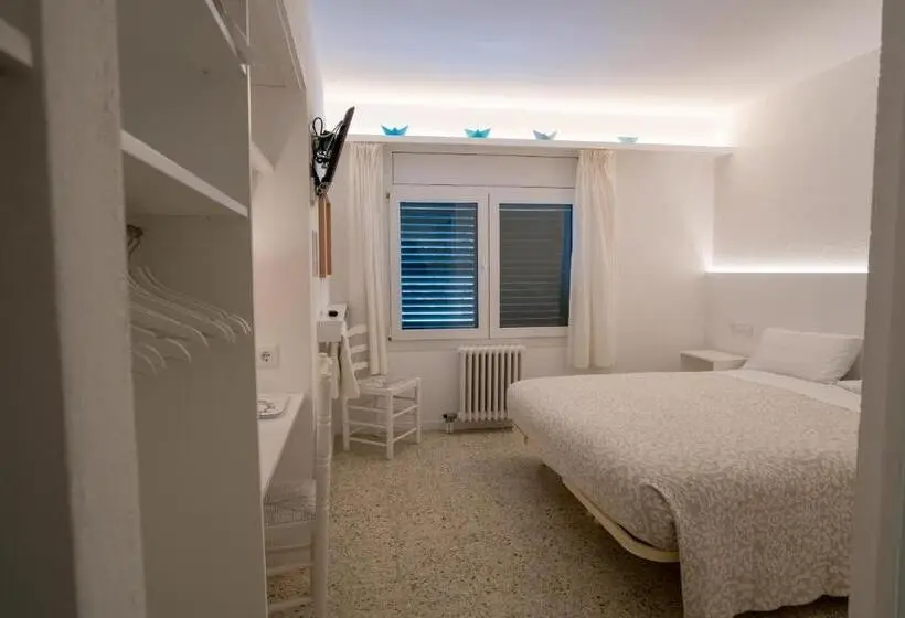 Chambre Standard, Hostal Marina Cadaques