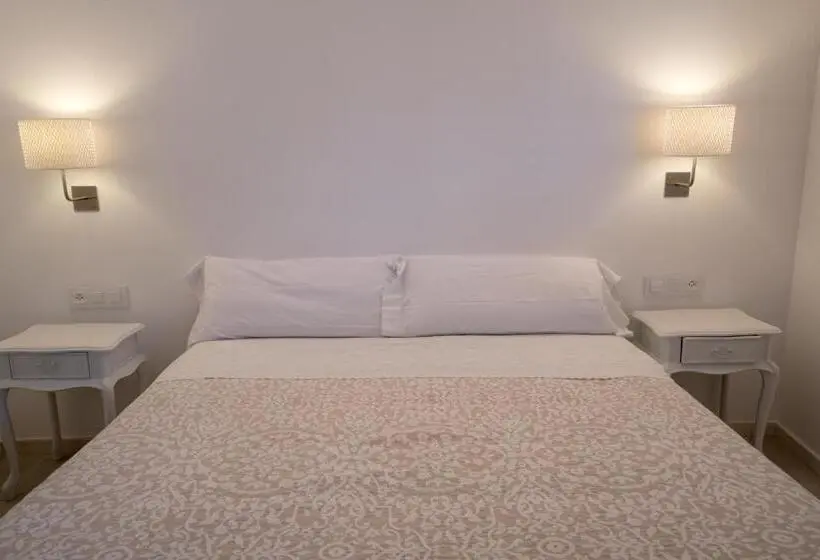 Chambre Familiale, Hostal Marina Cadaques