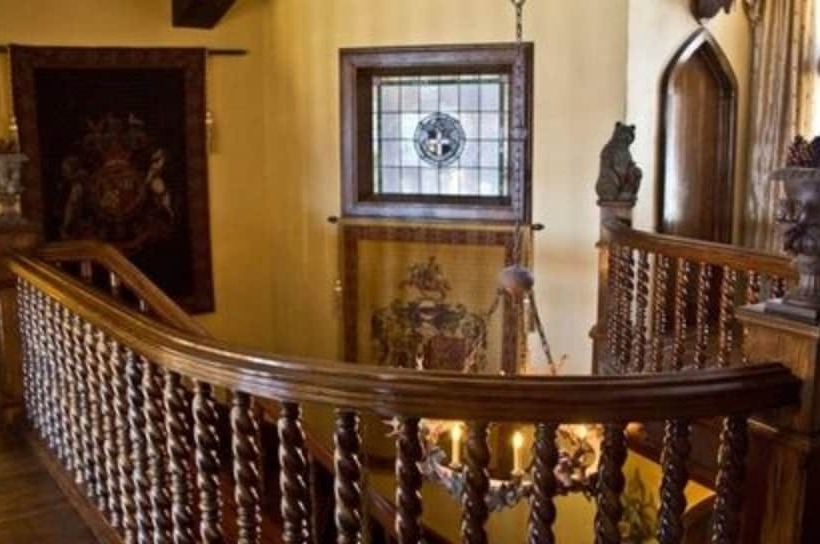 בית, 3 חדרי שינה, Highlands Castle Overlooking Lake George.. Plus 2 Other Castles!