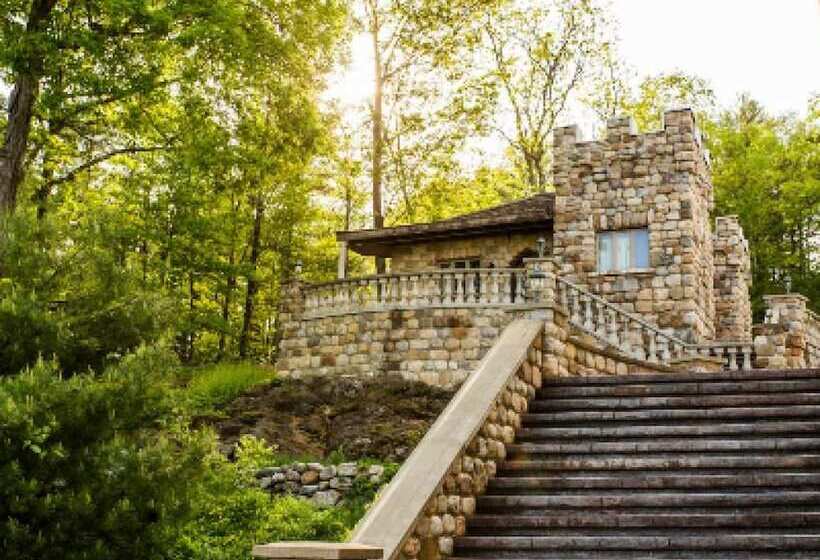 בית, חדר שינה 1, Highlands Castle Overlooking Lake George.. Plus 2 Other Castles!