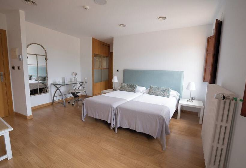 اتاق خانوادگی, Hospederia Seminario Conciliar De San Julián