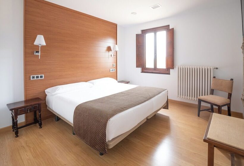 اتاق خانوادگی, Hospederia Seminario Conciliar De San Julián