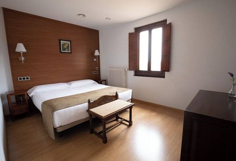 اتاق خانوادگی, Hospederia Seminario Conciliar De San Julián