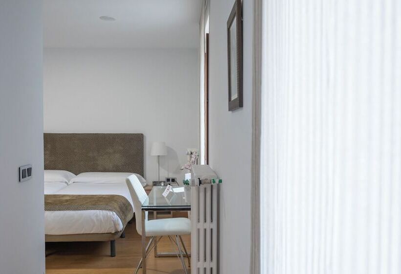 اتاق استاندارد, Hospederia Seminario Conciliar De San Julián