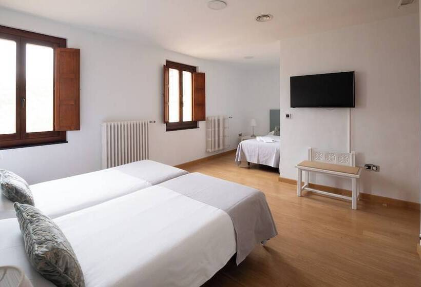 اتاق خانوادگی, Hospederia Seminario Conciliar De San Julián