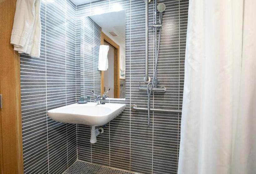 اتاق استاندارد برای معلولان, Hospederia Seminario Conciliar De San Julián