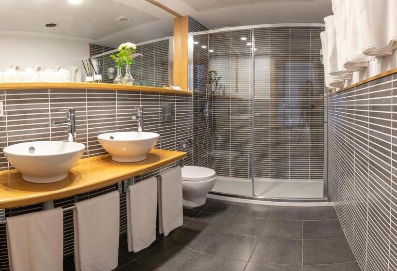 سوییت خانوادگی, Hospederia Seminario Conciliar De San Julián