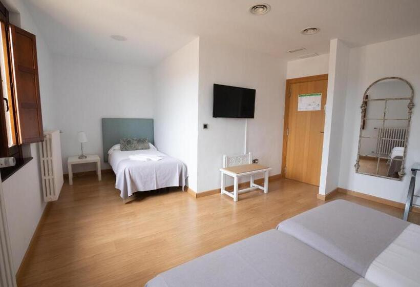 سوییت خانوادگی, Hospederia Seminario Conciliar De San Julián