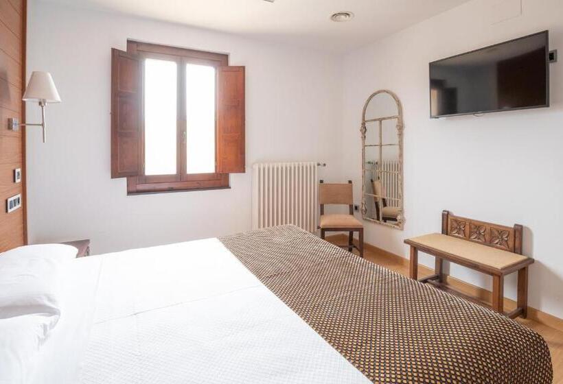 سوییت خانوادگی, Hospederia Seminario Conciliar De San Julián