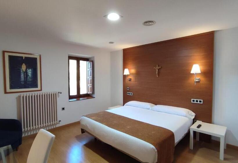 اتاق استاندارد با چشم‌انداز کوهستان, Hospederia Seminario Conciliar De San Julián