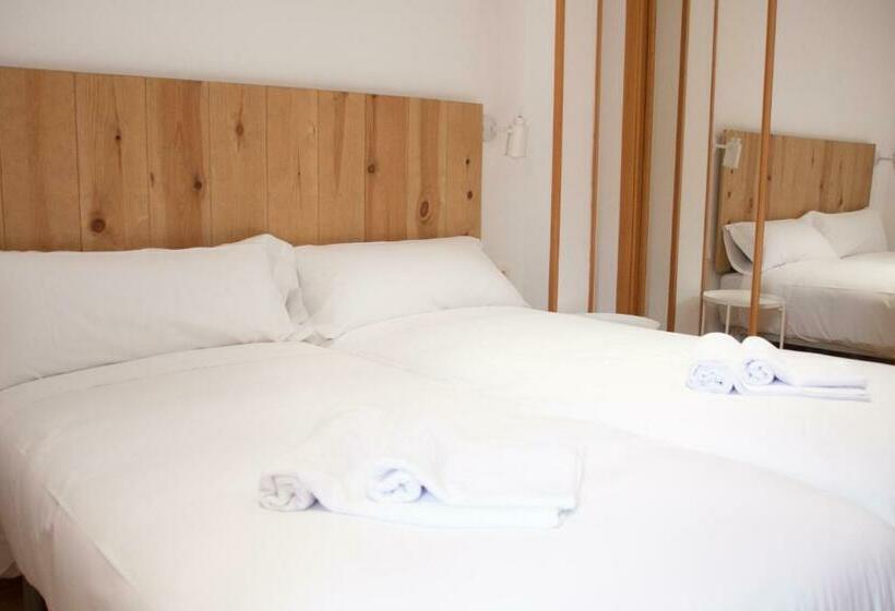 חדר סטנדרט, Hostal Cuéntame Evolución Auto Check In