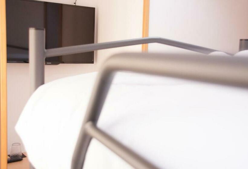 חדר אקונומי, Hostal Cuéntame Evolución Auto Check In