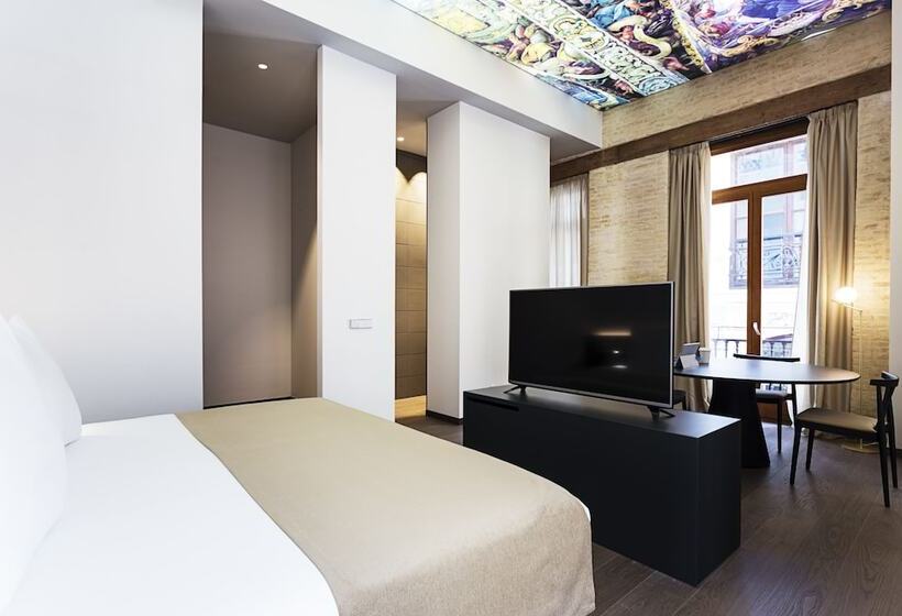 جناح جونيور, One Shot Mercat 09