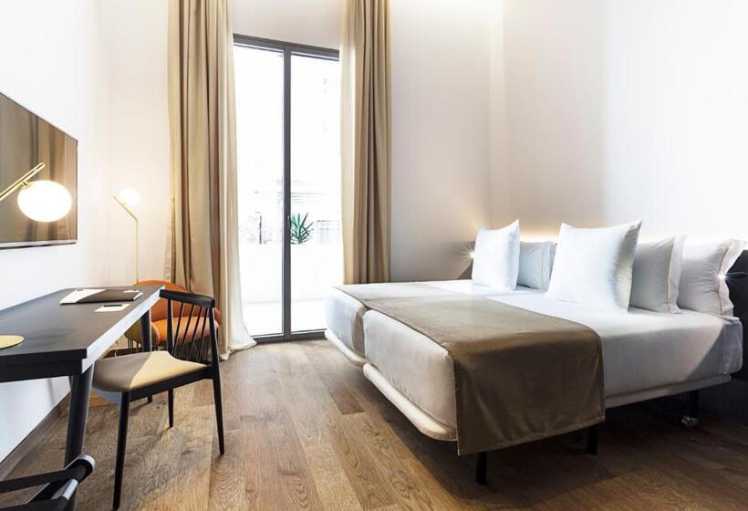 غرفة قياسية ذات إطلالة, One Shot Mercat 09