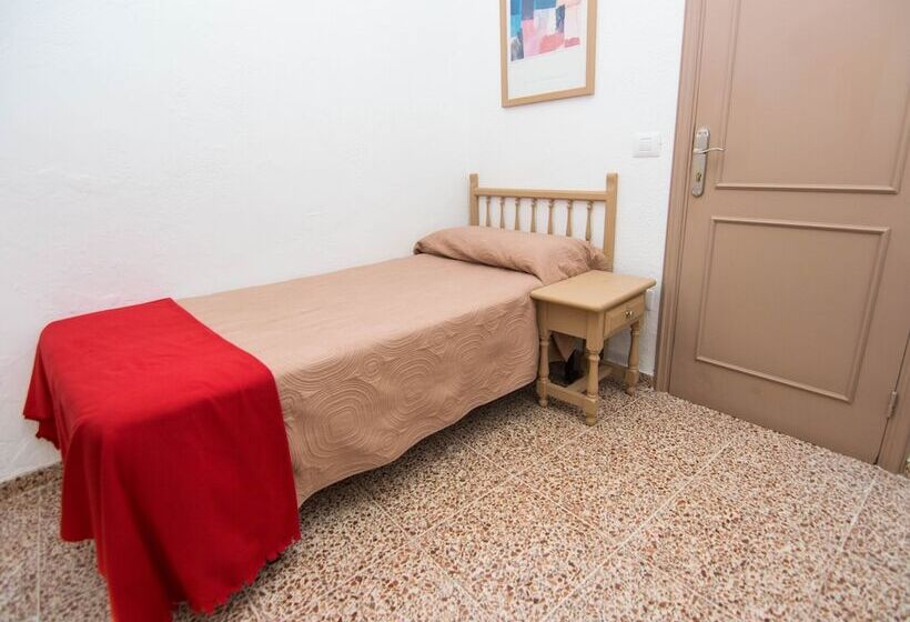 스탠다드 싱글 룸 공동욕실, Pension Alcala