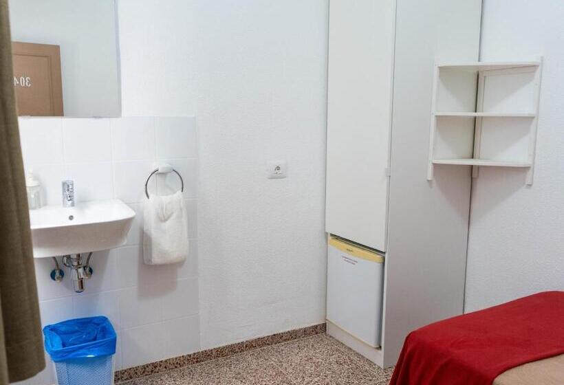 스탠다드 싱글 룸 공동욕실, Pension Alcala