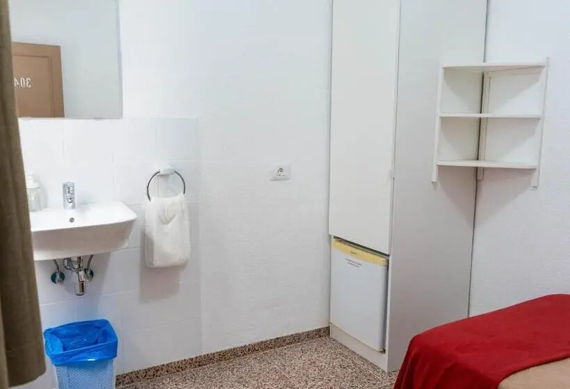 Standard Yhden Hengen Huone Jaettu Kylpyhuone, Pension Alcala
