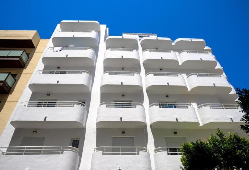 Студио Стандарт с Балконом, Sal Mar Suites