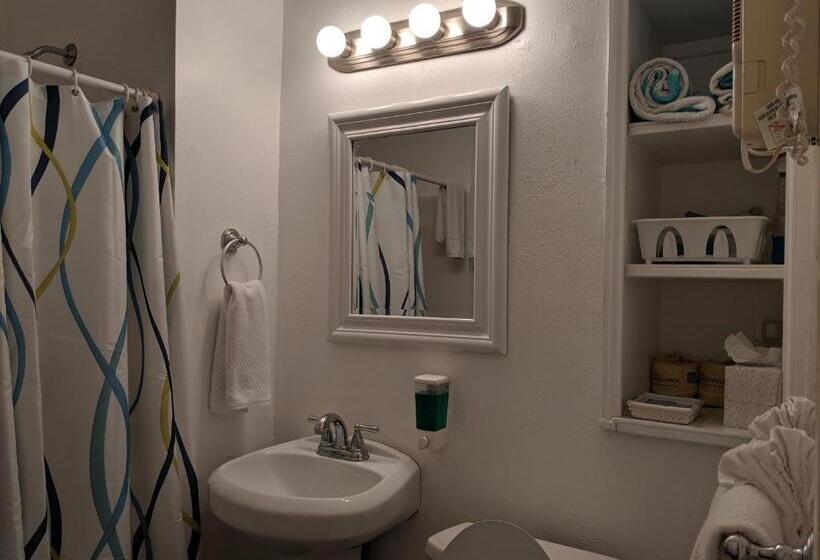 غرفة سوبيريور سرير كينج, Suite Dreams Inn By The Beach