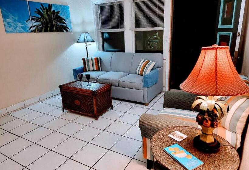 جناح ديلوكس, Suite Dreams Inn By The Beach