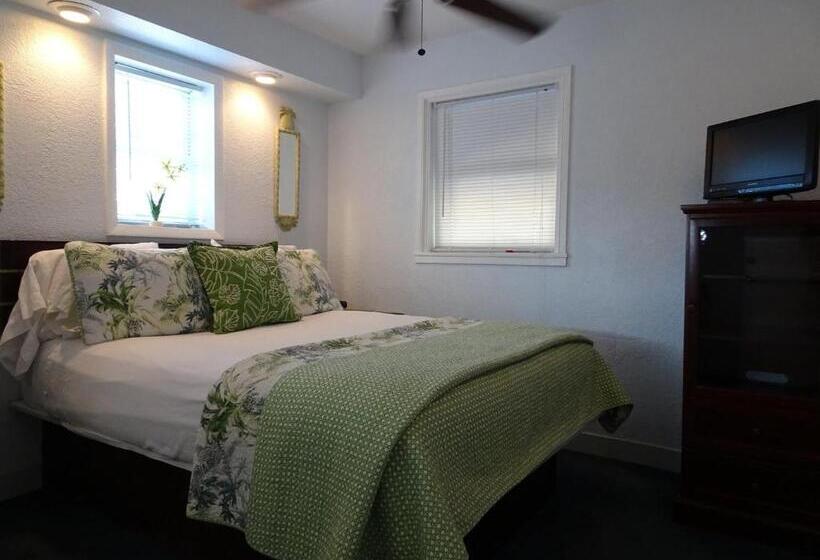 شقة غرفة نوم واحدة مزودة بشُرفة, Suite Dreams Inn By The Beach