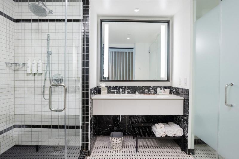 Стандартный Номер Кровать Кинг, The Laura Hotel, Houston Downtown, Autograph Collection