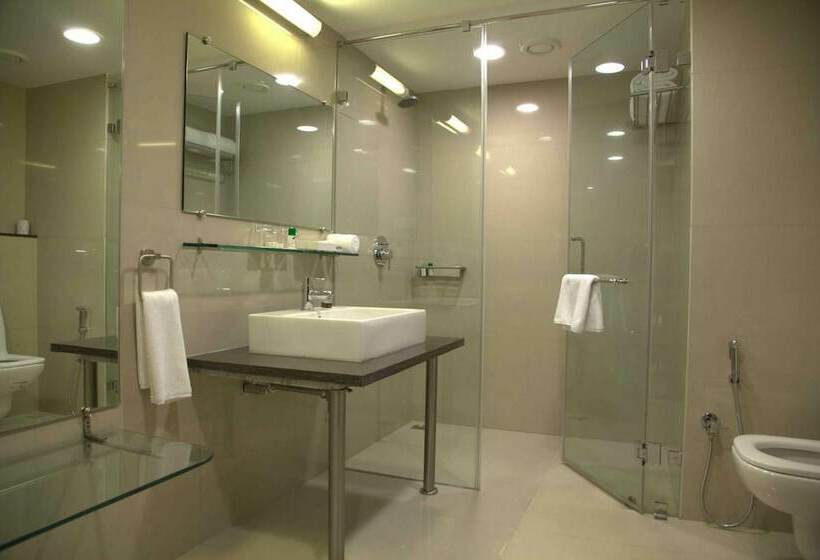 Люкс Повышенной Комфортности, Brilliant Hotel & Convention Center