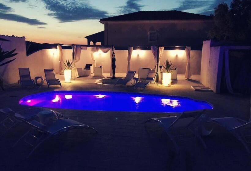 Люкс с гидромассажем, Hacienda La Demeure