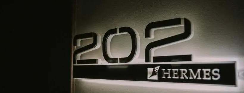 デラックスジュニアスイート, Hermes