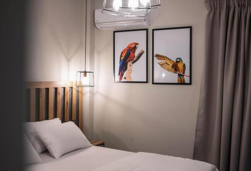 غرفة ديلوكس, Hermes