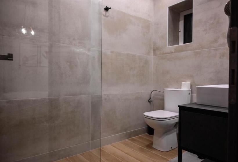 غرفة ديلوكس, Hermes