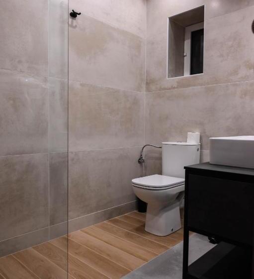 غرفة ديلوكس, Hermes