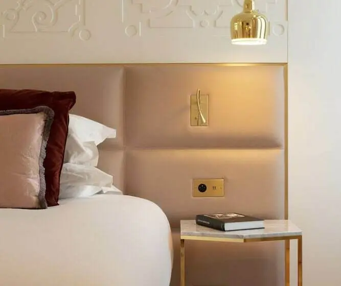 Prestige Room