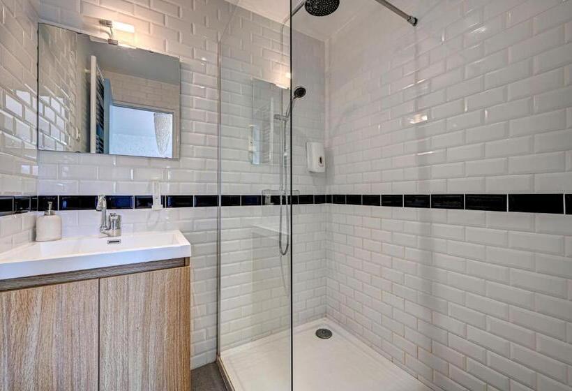 家庭间, Le Provence