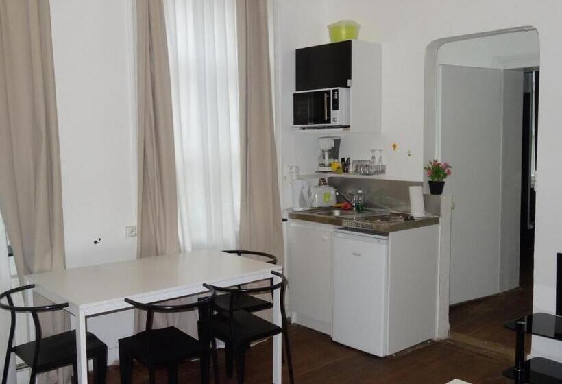 침실 1개 컴포트 아파트, Nationale Appart