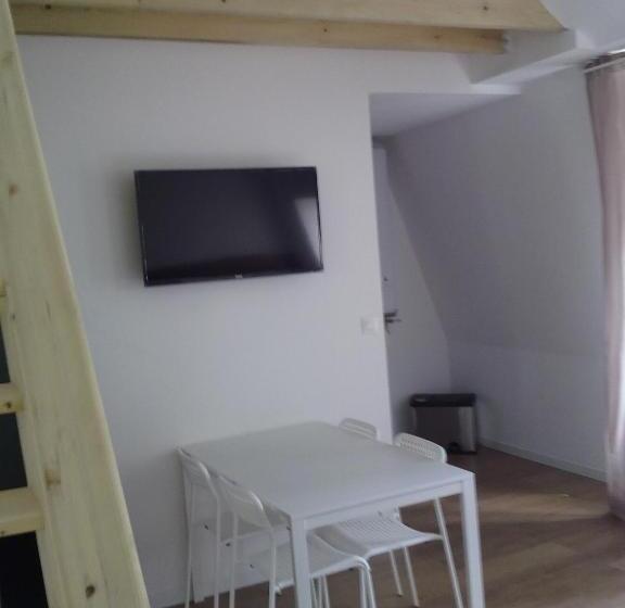 패밀리 스튜디오, Nationale Appart