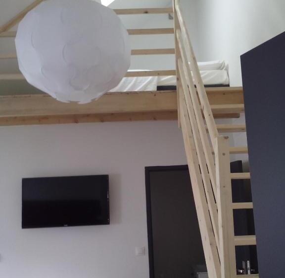 패밀리 스튜디오, Nationale Appart