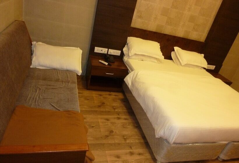 غرفة سوبيريور, Orient Palace