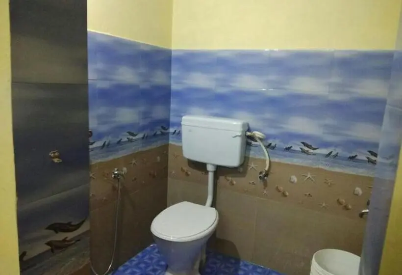 スーペリアファミリールーム, Raghavi Tourist Home