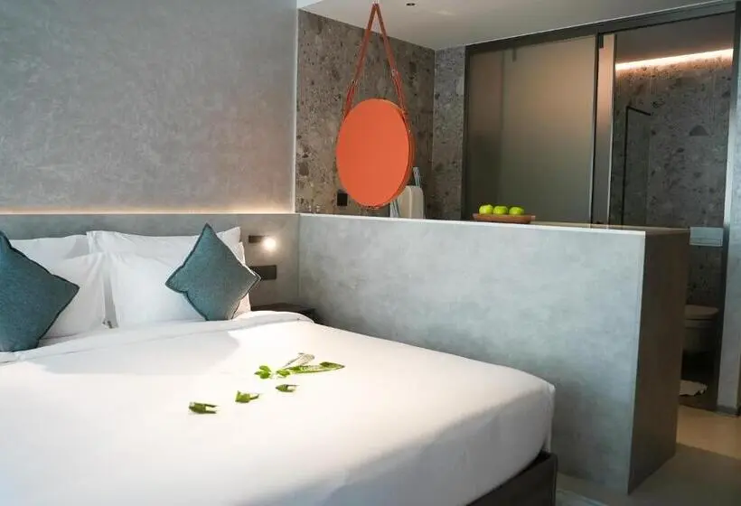 バルコニー付きデラックスルーム, Kora Beach Resort Phuket