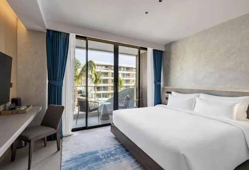 プールビュースタンダードステューディオ, Kora Beach Resort Phuket
